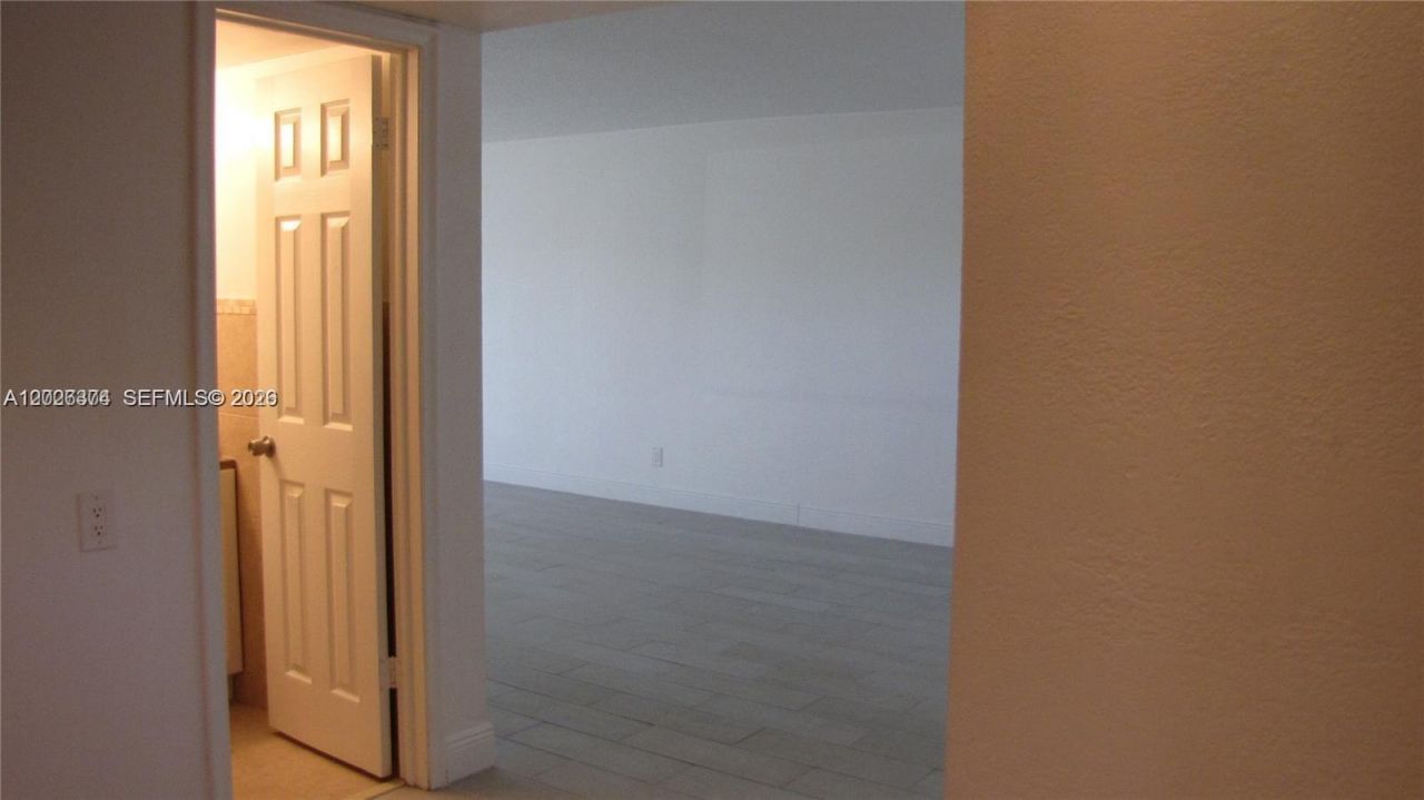 8911 S Hollybrook Blvd , Unit 106, Pembroke Pines, FL 33025 Photo