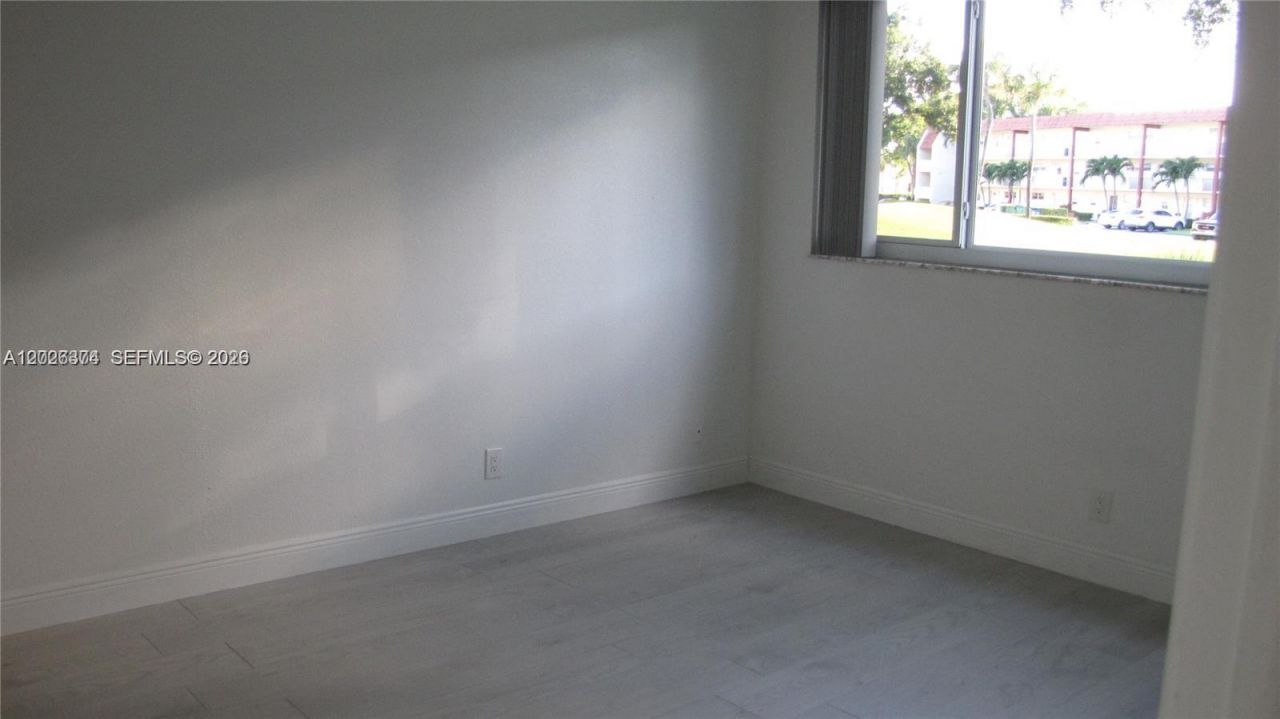 8911 S Hollybrook Blvd , Unit 106, Pembroke Pines, FL 33025 Photo