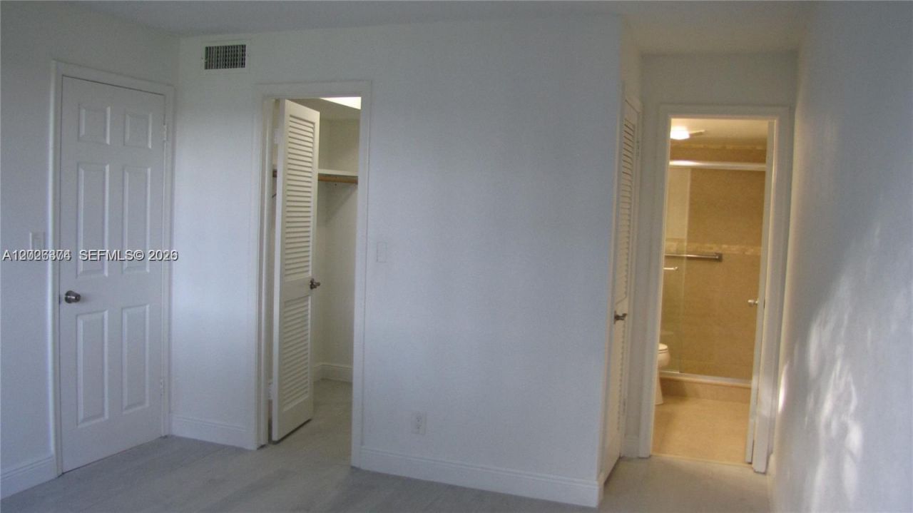 8911 S Hollybrook Blvd , Unit 106, Pembroke Pines, FL 33025 Photo