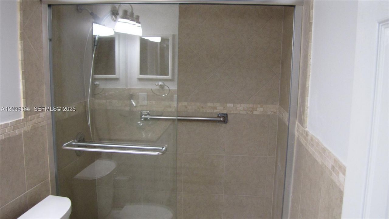 8911 S Hollybrook Blvd , Unit 106, Pembroke Pines, FL 33025 Photo