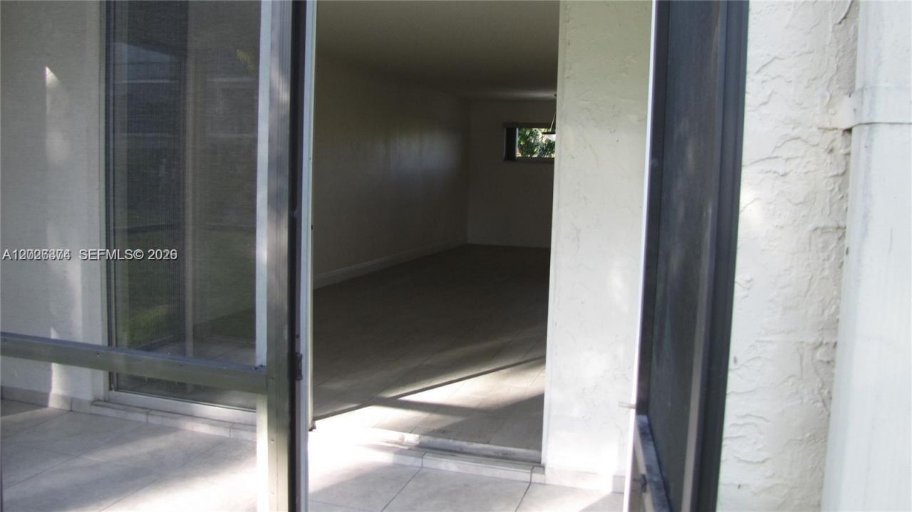 8911 S Hollybrook Blvd , Unit 106, Pembroke Pines, FL 33025 Photo