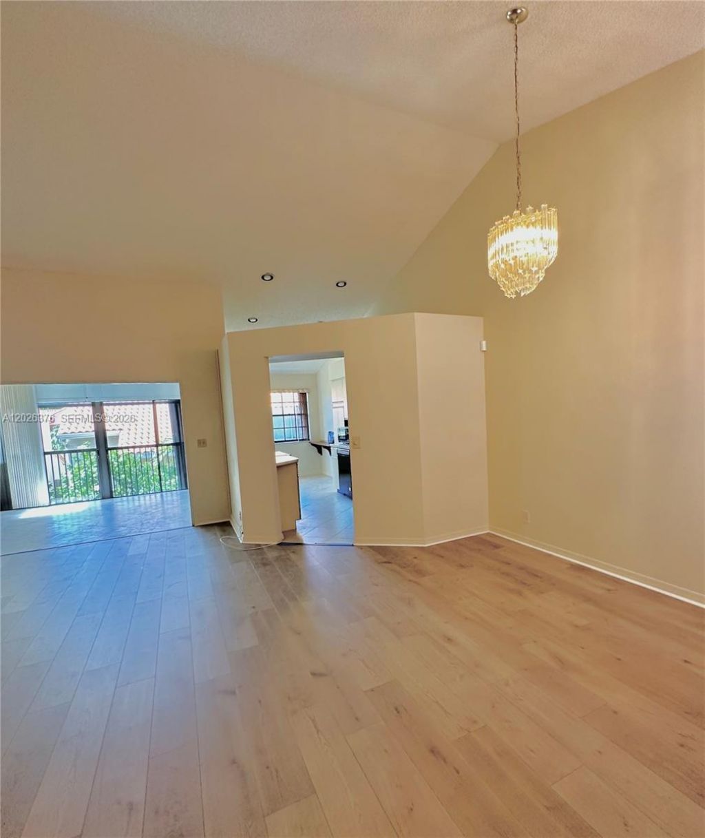3176 Arbor Ln, Unit 2506, Hollywood, FL 33021 Photo