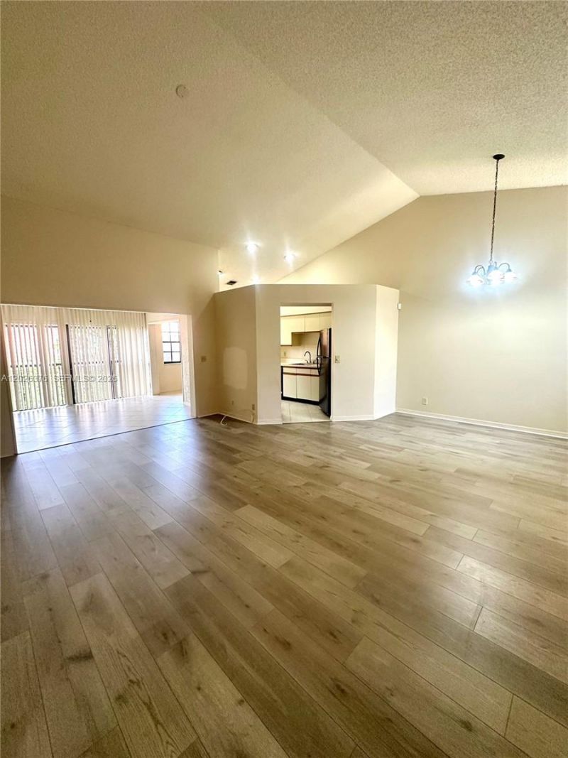 3176 Arbor Ln, Unit 2506, Hollywood, FL 33021 Photo