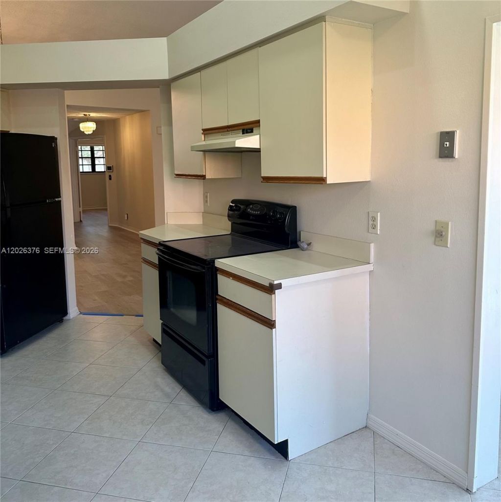 3176 Arbor Ln, Unit 2506, Hollywood, FL 33021 Photo