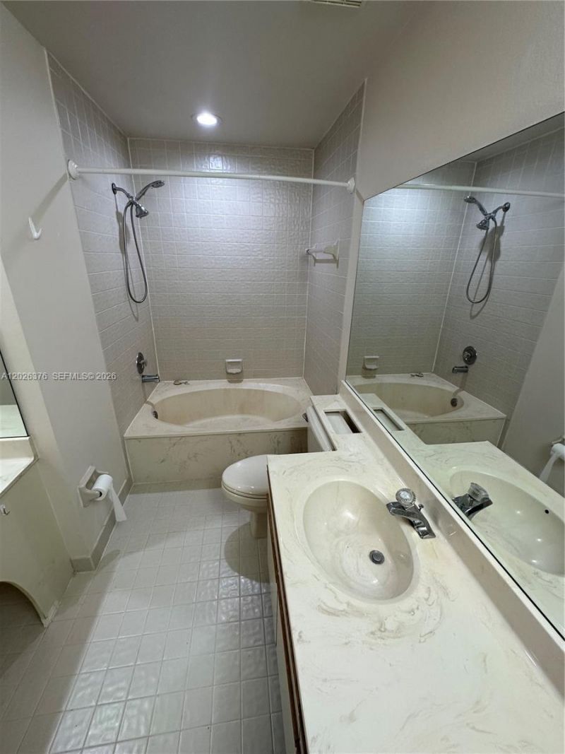 3176 Arbor Ln, Unit 2506, Hollywood, FL 33021 Photo