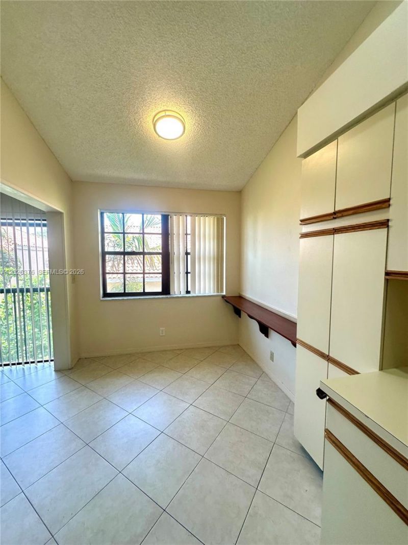 3176 Arbor Ln, Unit 2506, Hollywood, FL 33021 Photo