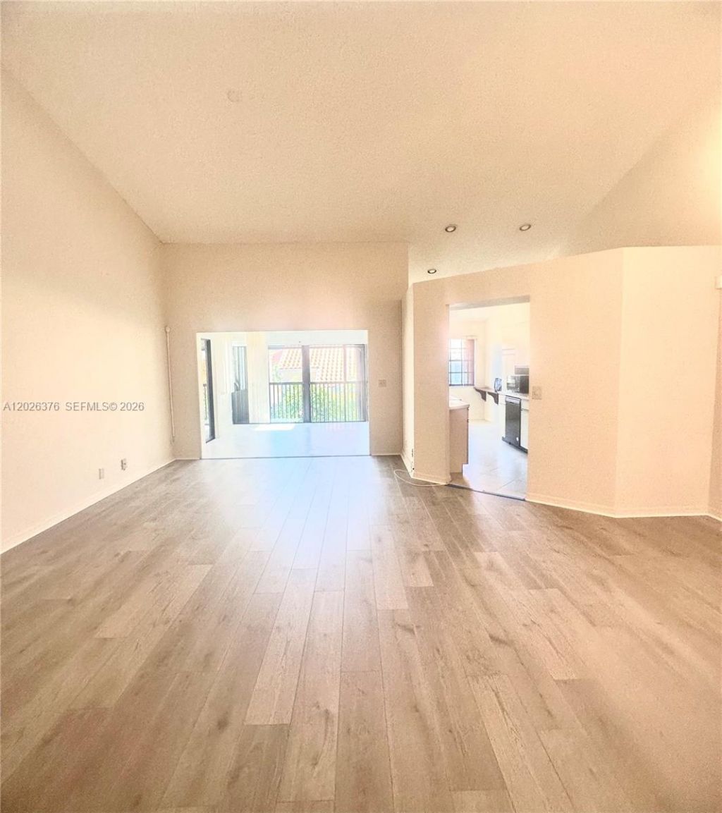 3176 Arbor Ln, Unit 2506, Hollywood, FL 33021 Photo