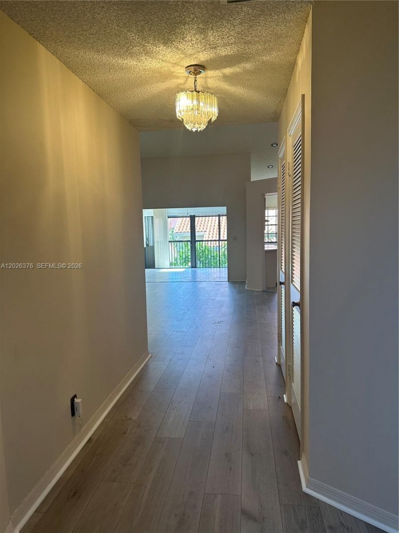 3176 Arbor Ln, Unit 2506, Hollywood, FL 33021 Photo