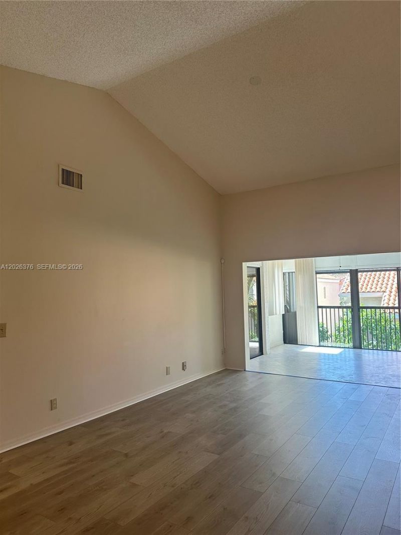 3176 Arbor Ln, Unit 2506, Hollywood, FL 33021 Photo