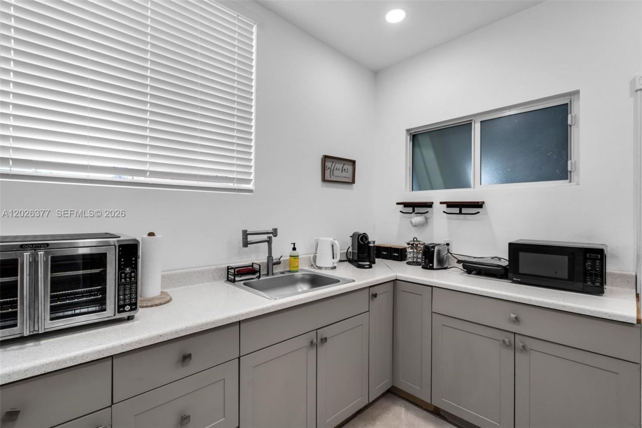921 N 21st Ave , Hollywood, FL 33020 Photo