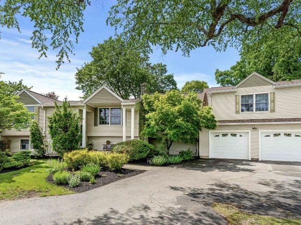 81 Lowell Blvd, Methuen, MA 01844