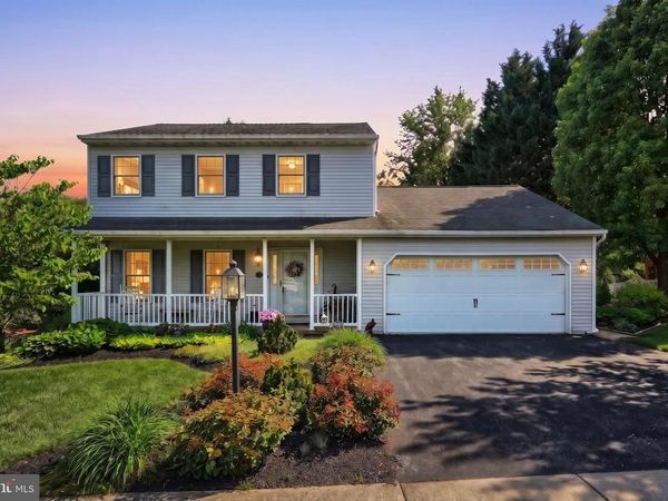 705 WASHINGTON AVENUE, HANOVER, PA 17331