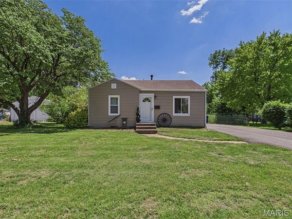 104 Greenfield Drive, Collinsville, IL 62234