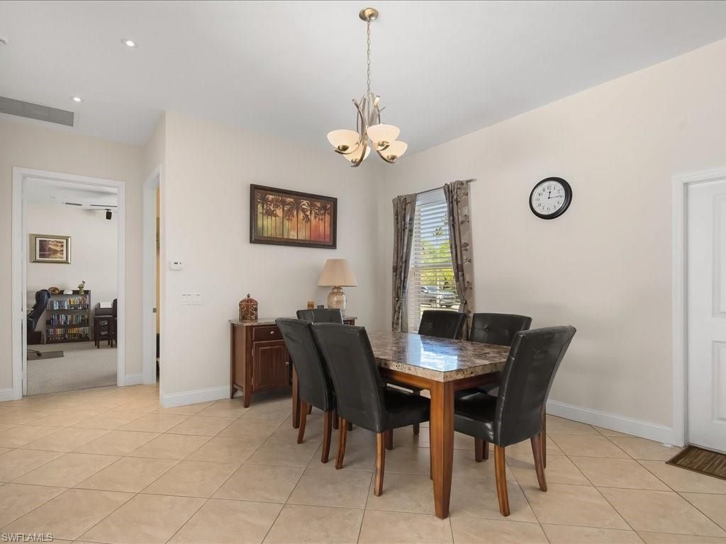 25401 Carney Cir, Bonita Springs, FL 34135 Photo