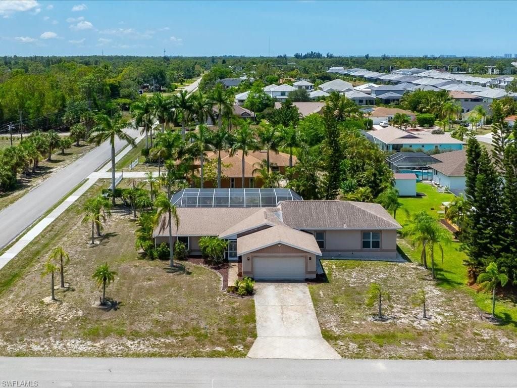 25401 Carney Cir, Bonita Springs, FL 34135 Photo