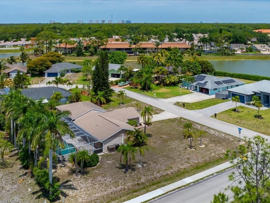 25401 Carney Cir, Bonita Springs, FL 34135 Photo