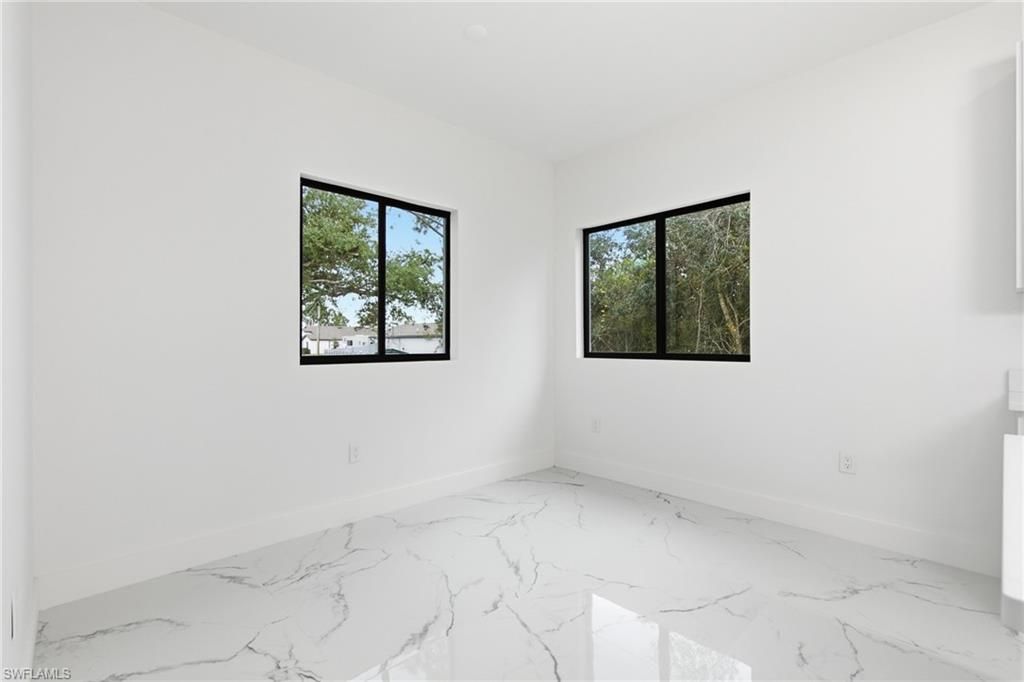161 Blackstone Dr , Fort Myers, FL 33913 Photo