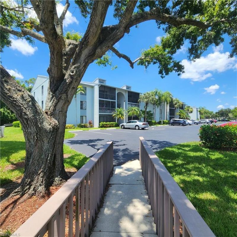 9650 Green Cypress Ln, Unit 7-G1, Fort Myers, FL 33905 Photo