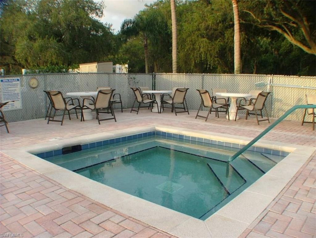 9650 Green Cypress Ln, Unit 7-G1, Fort Myers, FL 33905 Photo