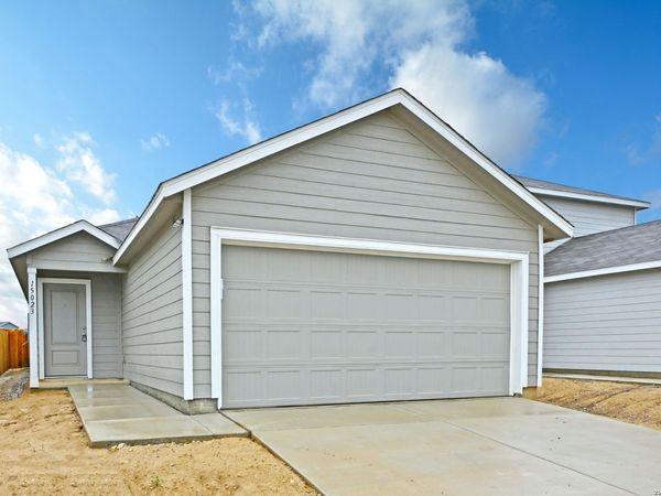 15023 Azzurro Stone, Elmendorf, TX 78112