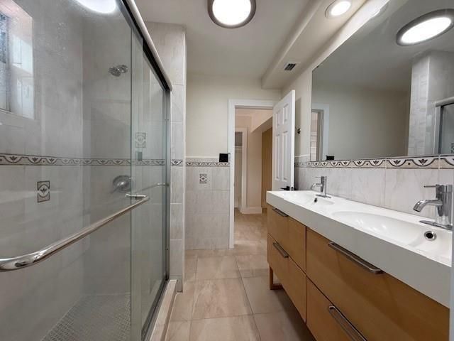 1621-1623 NE 16th Terrace Ne, Fort Lauderdale, FL 33305 Photo