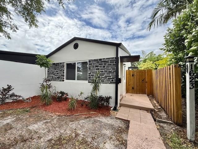 1621-1623 NE 16th Terrace Ne, Fort Lauderdale, FL 33305 Photo