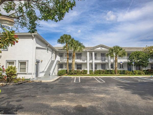 9013 NW 38th Drive, Unit 106, Coral Springs, FL 33065