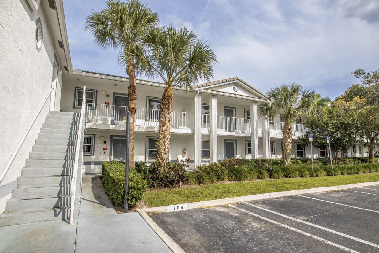 9013 NW 38th Drive, Unit 106, Coral Springs, FL 33065 Photo