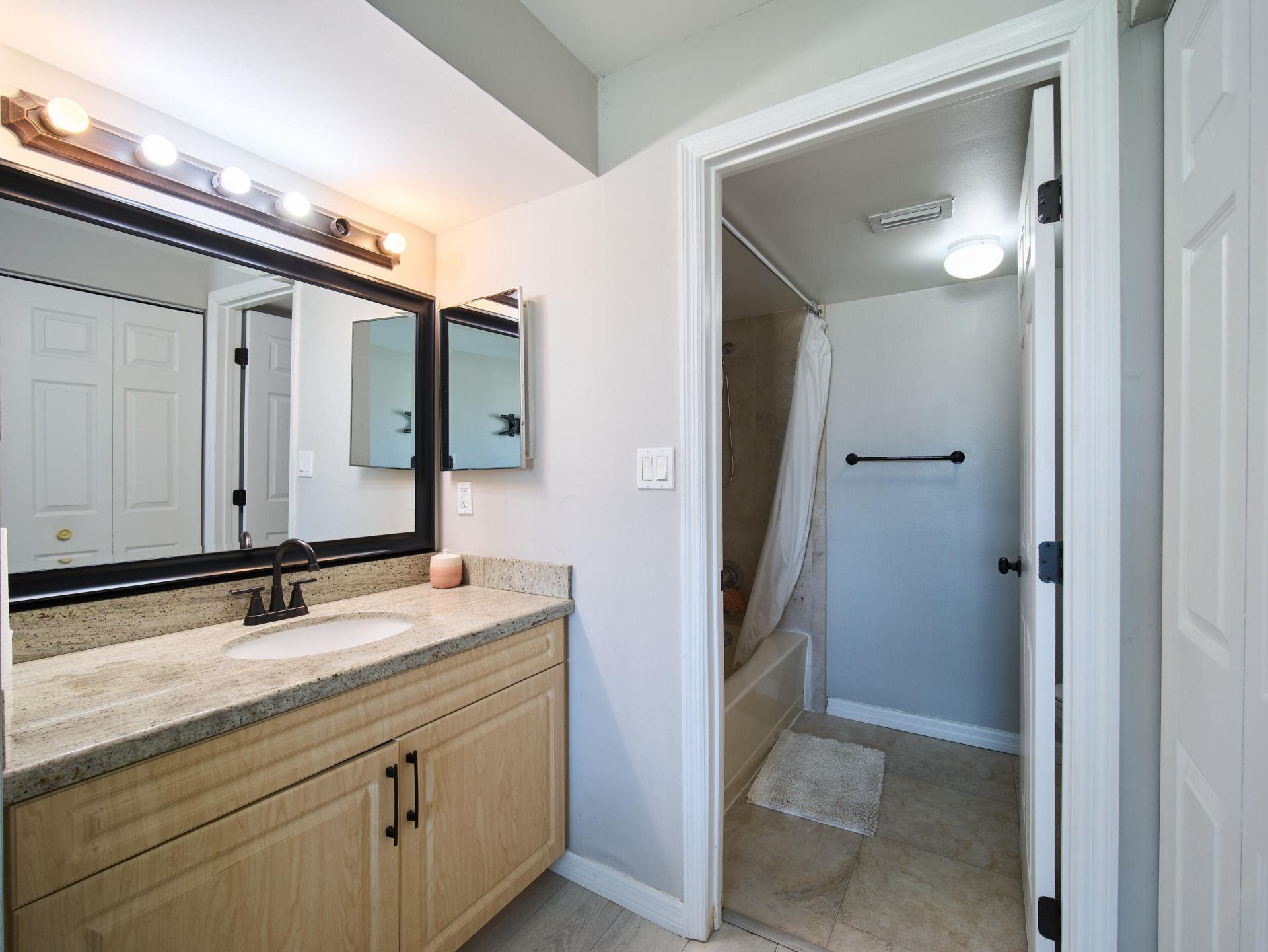 13201 Glenmoor Drive, West Palm Beach, FL 33409 Photo
