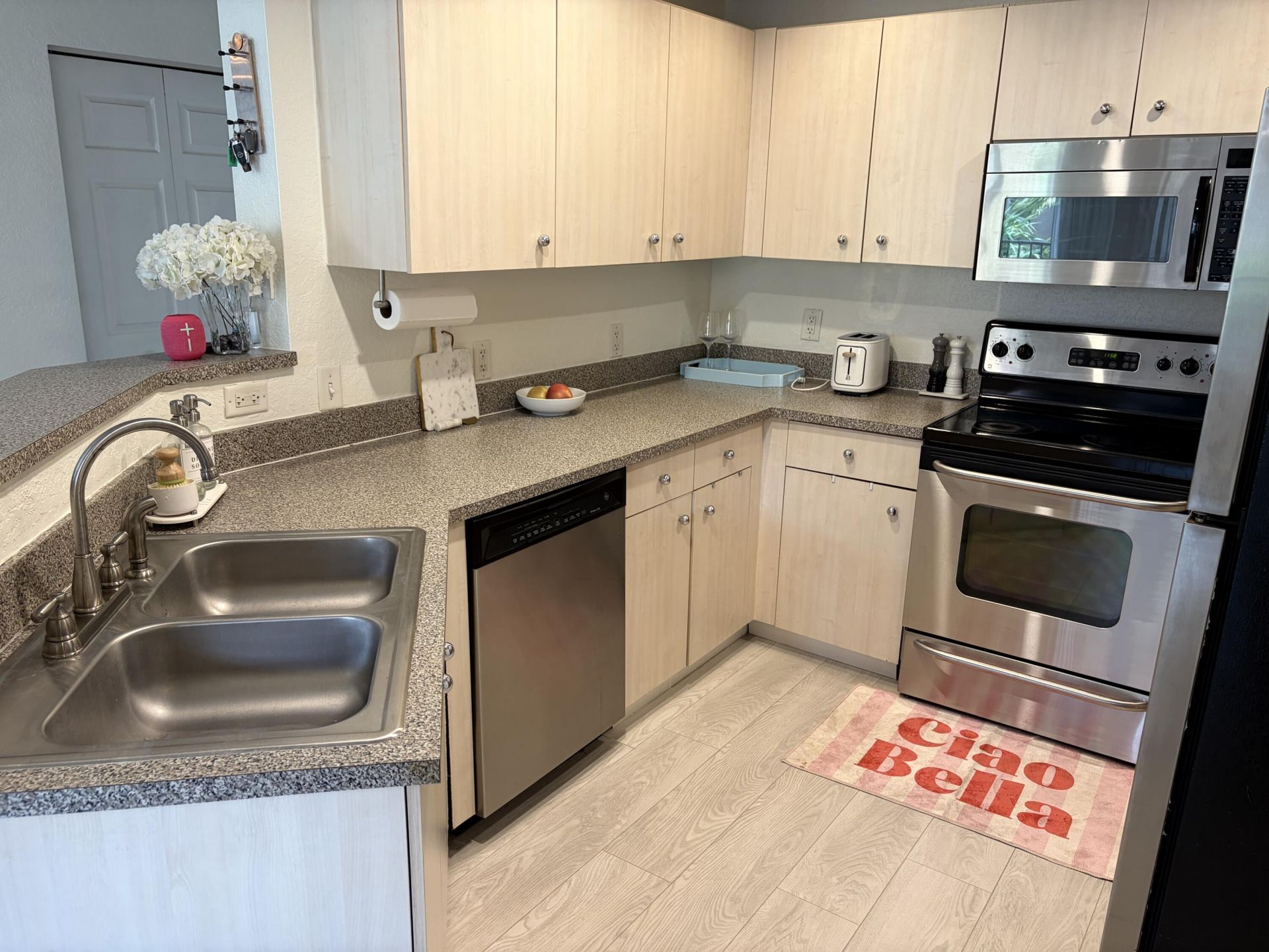 1803 N Flagler Drive, Unit 310, West Palm Beach, FL 33407 Photo