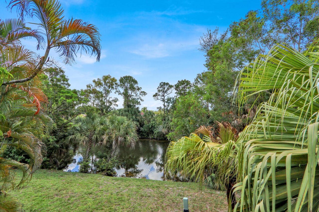 100 Sparrow Drive, Unit 2, Royal Palm Beach, FL 33411 Photo