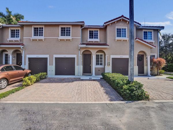21403 NW 13th Court, Unit 303, Miami Gardens, FL 33169