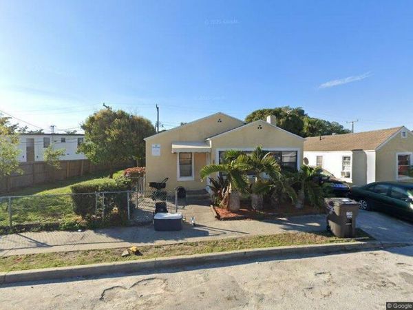 1012 18th Street, West Palm Beach, FL 33407