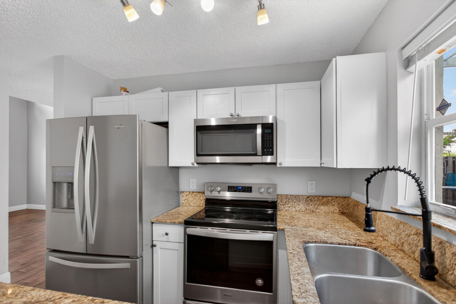 3083 W Buena Vista Drive, Margate, FL 33063 Photo