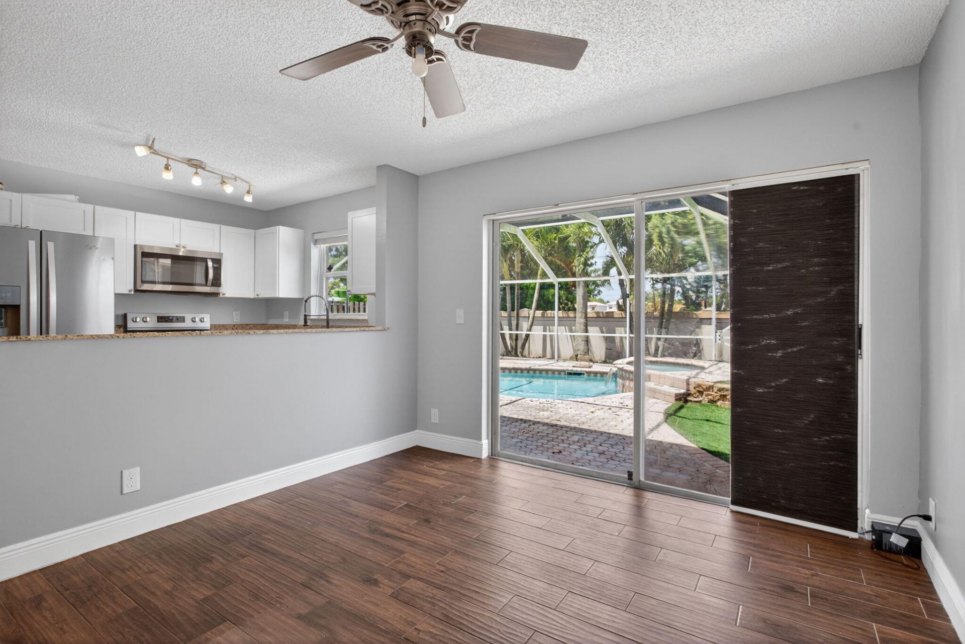 3083 W Buena Vista Drive, Margate, FL 33063 Photo