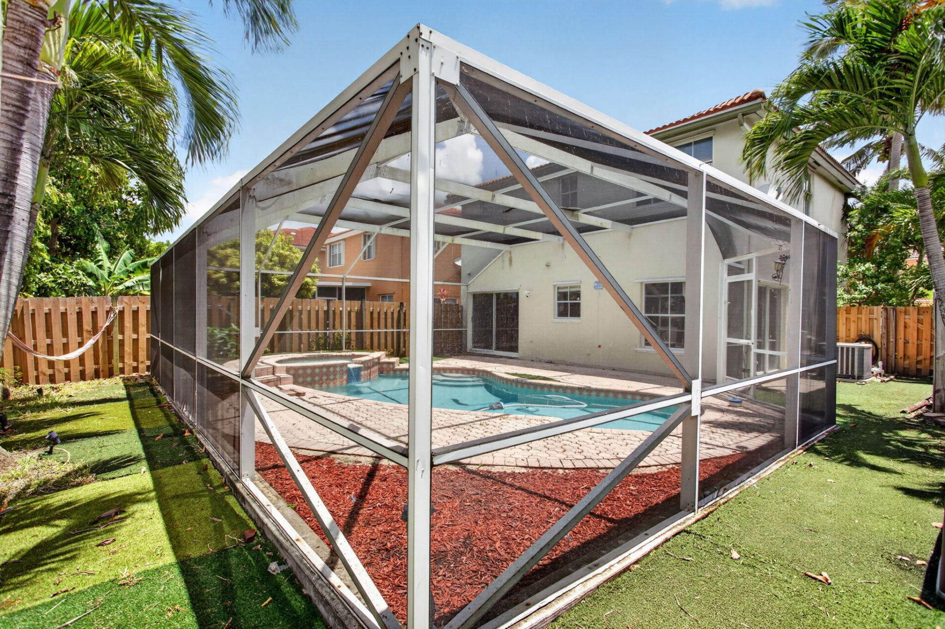 3083 W Buena Vista Drive, Margate, FL 33063 Photo