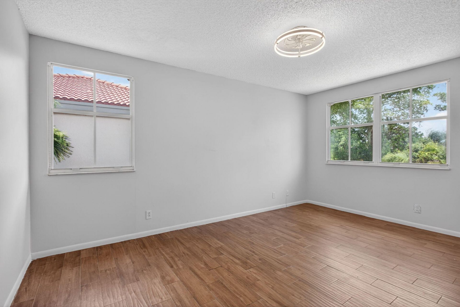 3083 W Buena Vista Drive, Margate, FL 33063 Photo