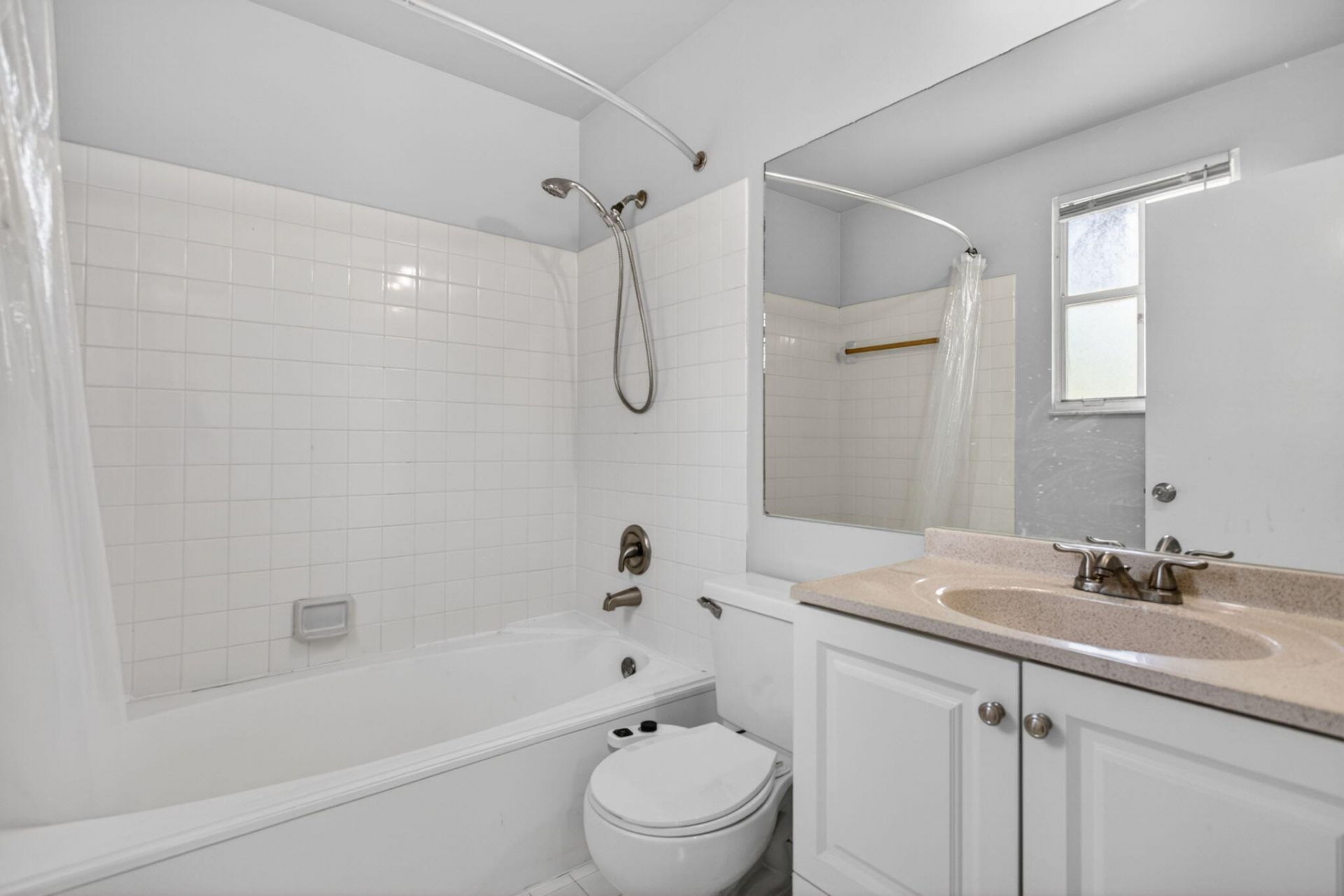 3083 W Buena Vista Drive, Margate, FL 33063 Photo