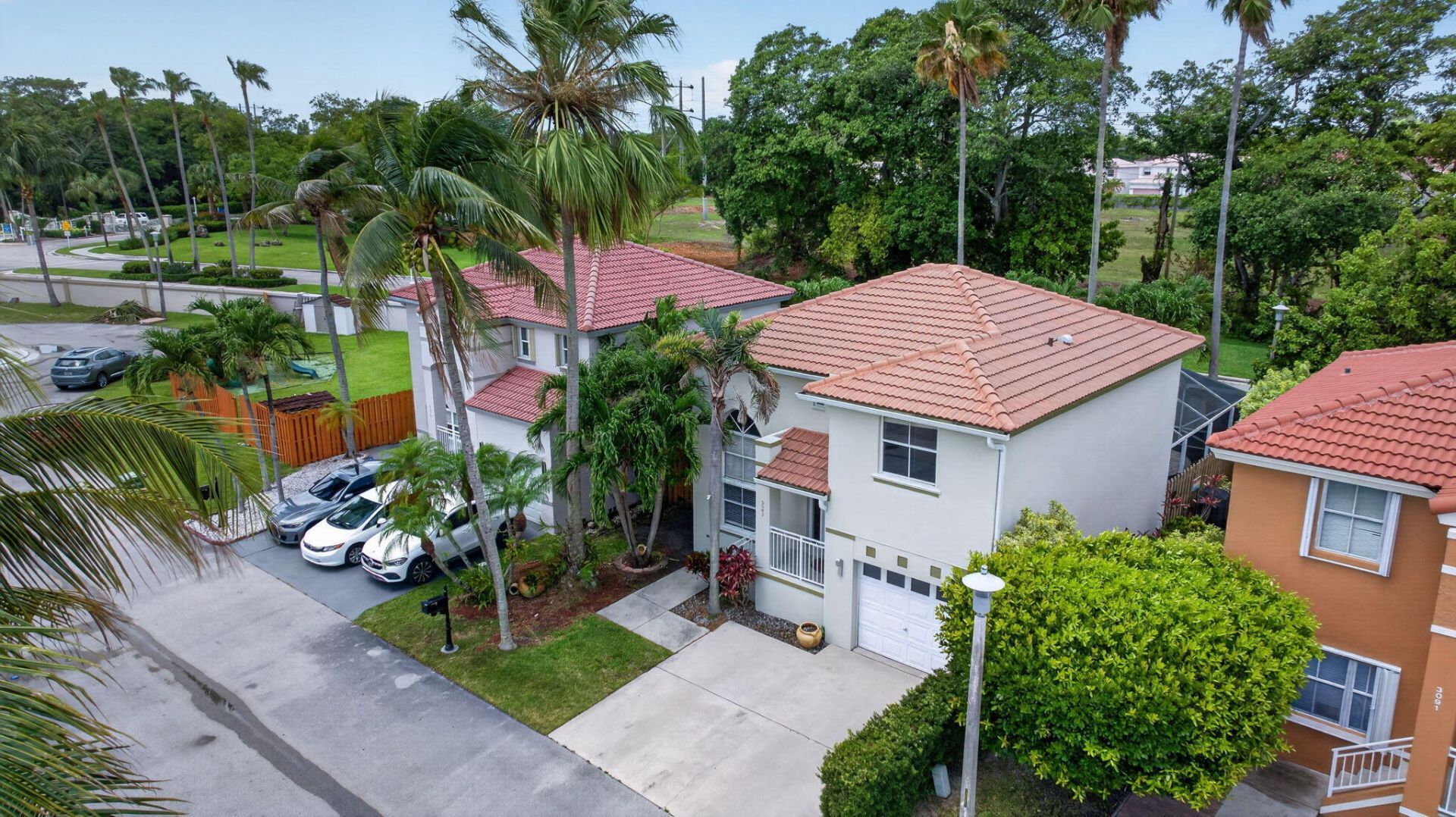 3083 W Buena Vista Drive, Margate, FL 33063 Photo