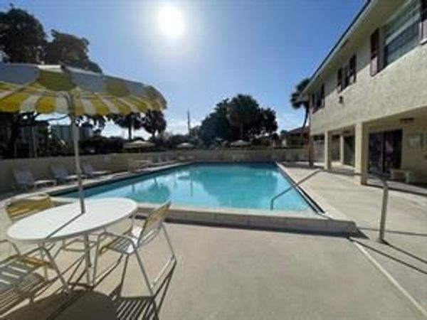 3712 N University Drive, Unit I-7, Coral Springs, FL 33065