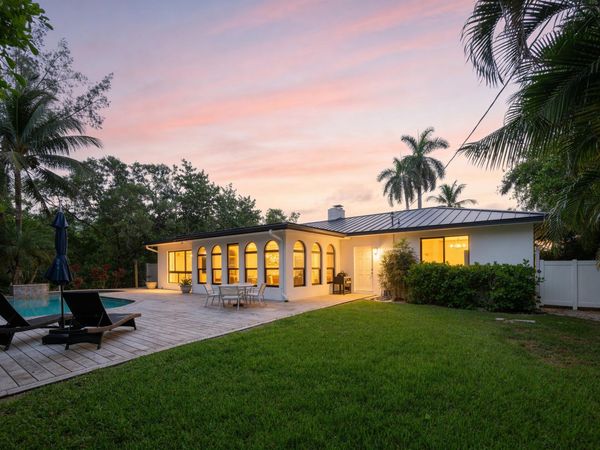 35 Anna Street, Ocean Ridge, FL 33435
