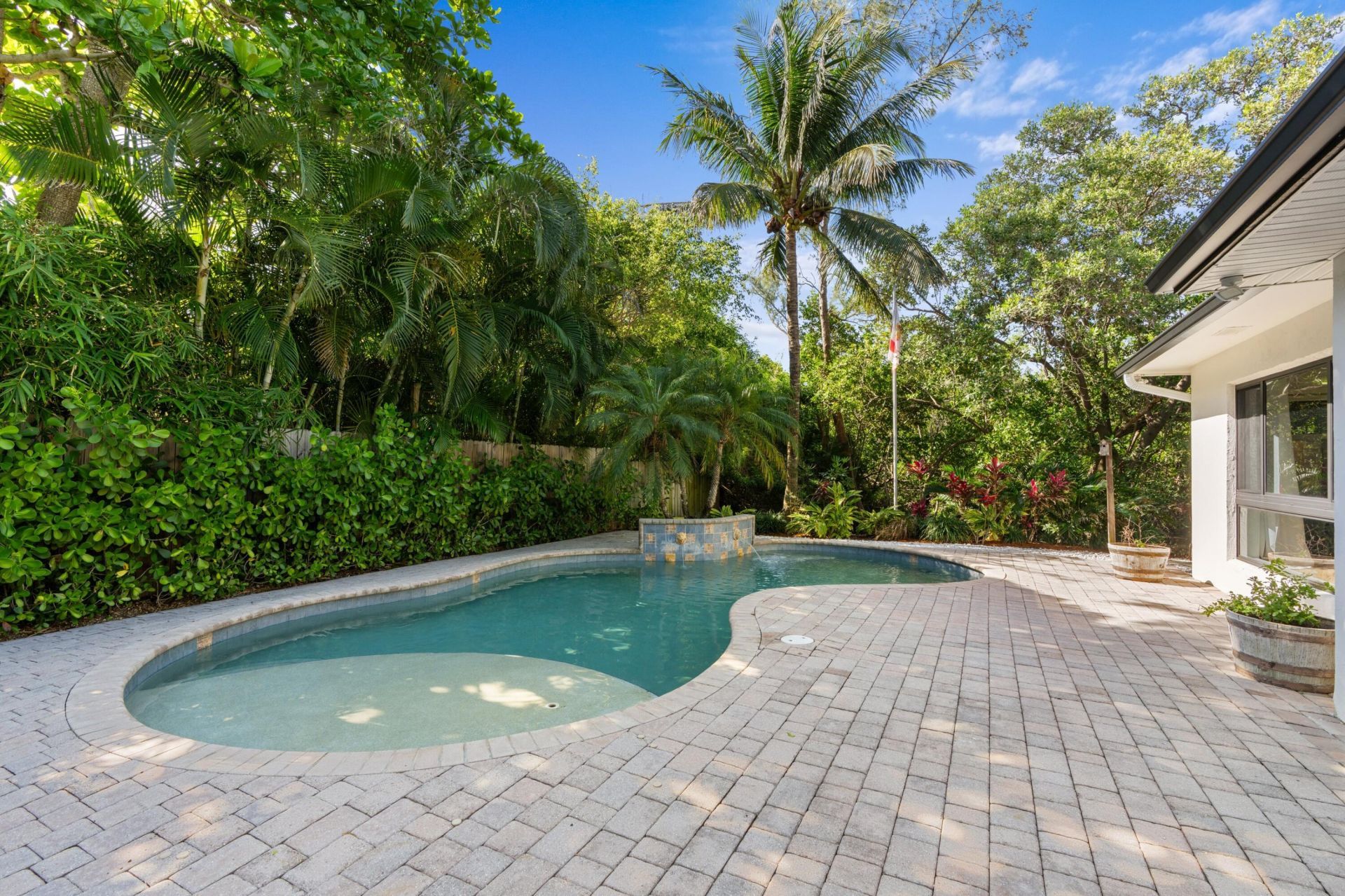 35 Anna Street, Ocean Ridge, FL 33435 Photo