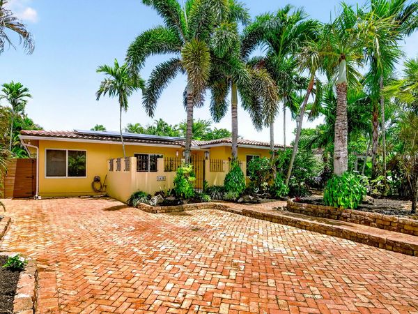 1426 NE 17th Avenue, Fort Lauderdale, FL 33304