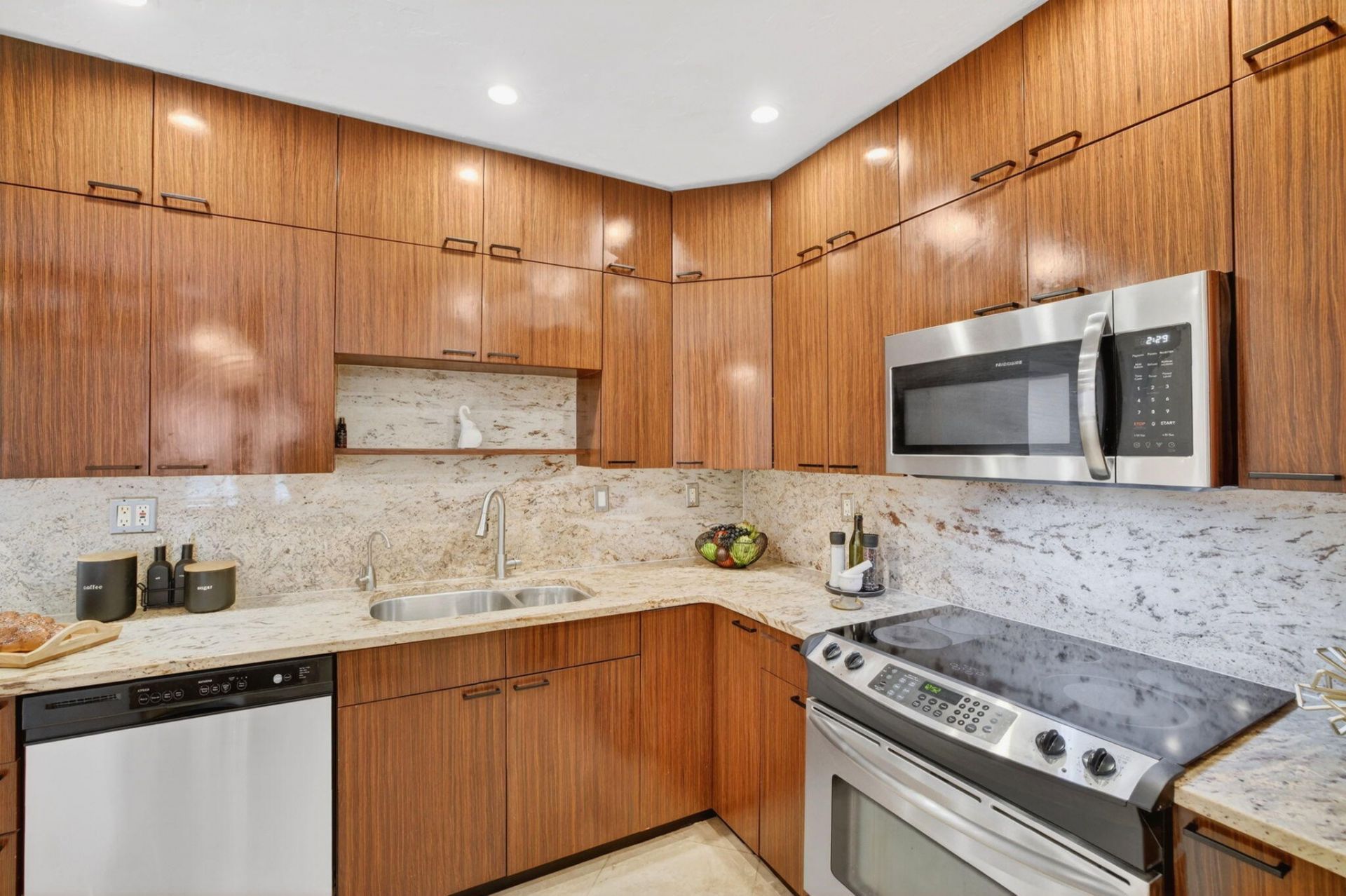 1426 NE 17th Avenue, Fort Lauderdale, FL 33304 Photo