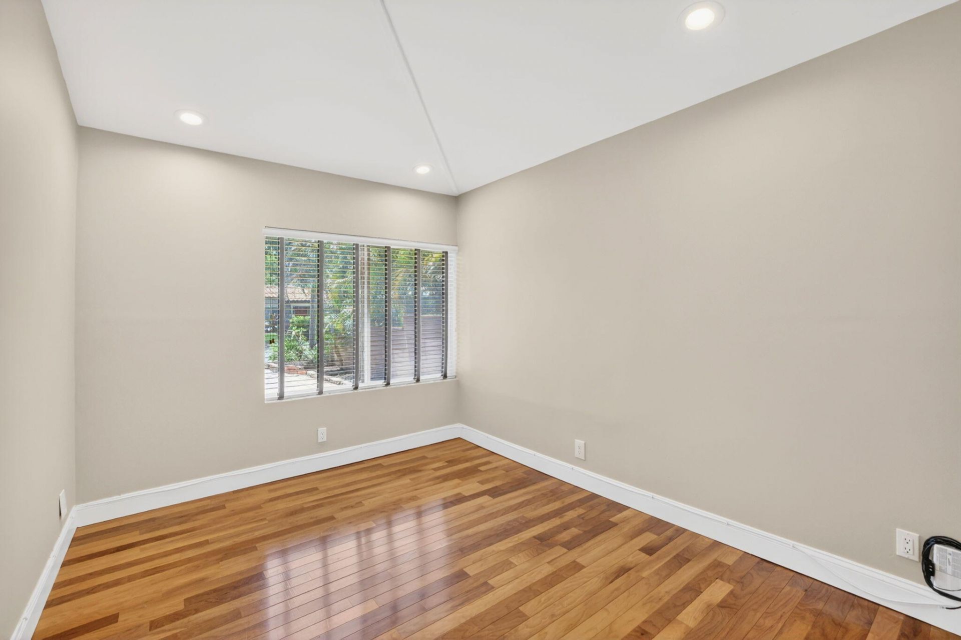 1426 NE 17th Avenue, Fort Lauderdale, FL 33304 Photo