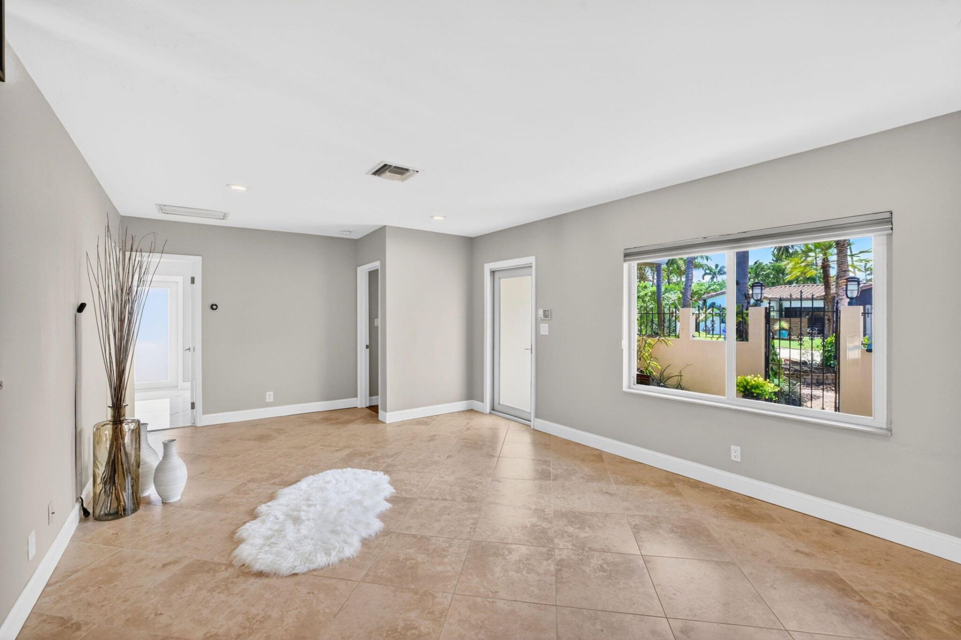 1426 NE 17th Avenue, Fort Lauderdale, FL 33304 Photo