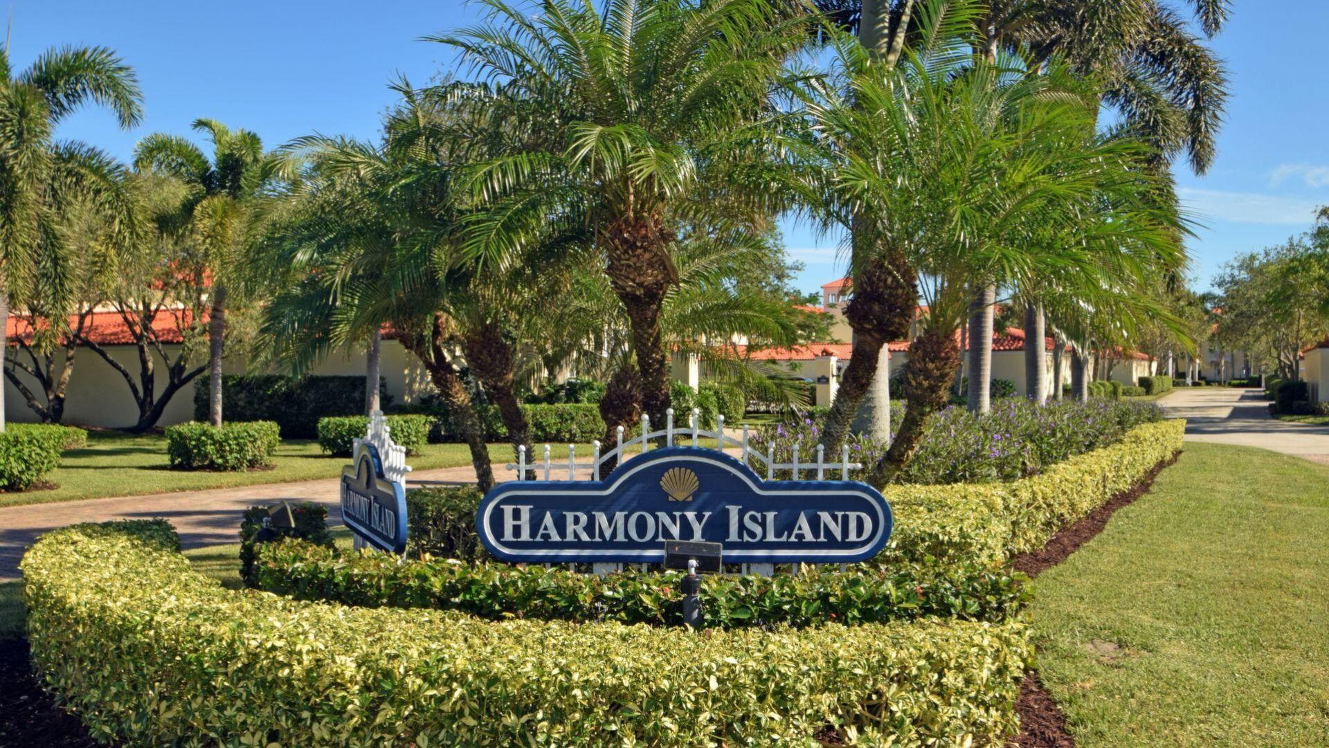 5045 Harmony Circle, Unit 209, Vero Beach, FL 32967 Photo