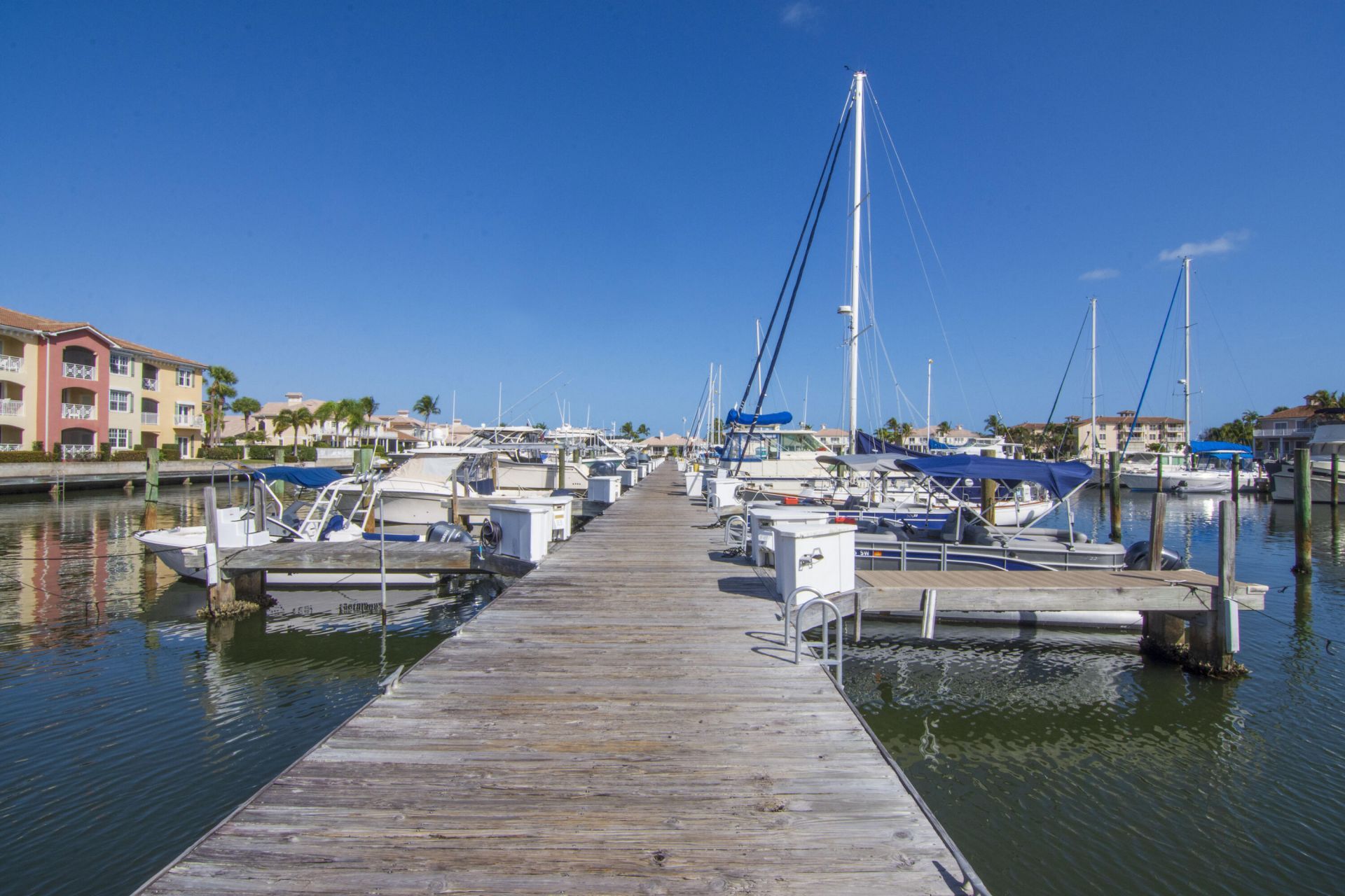 5045 Harmony Circle, Unit 209, Vero Beach, FL 32967 Photo
