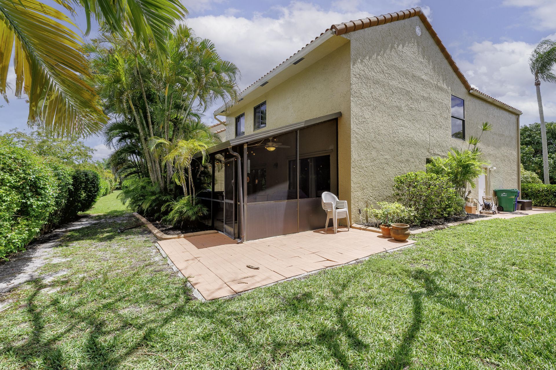 2057 Maplewood Drive, Coral Springs, FL 33071 Photo