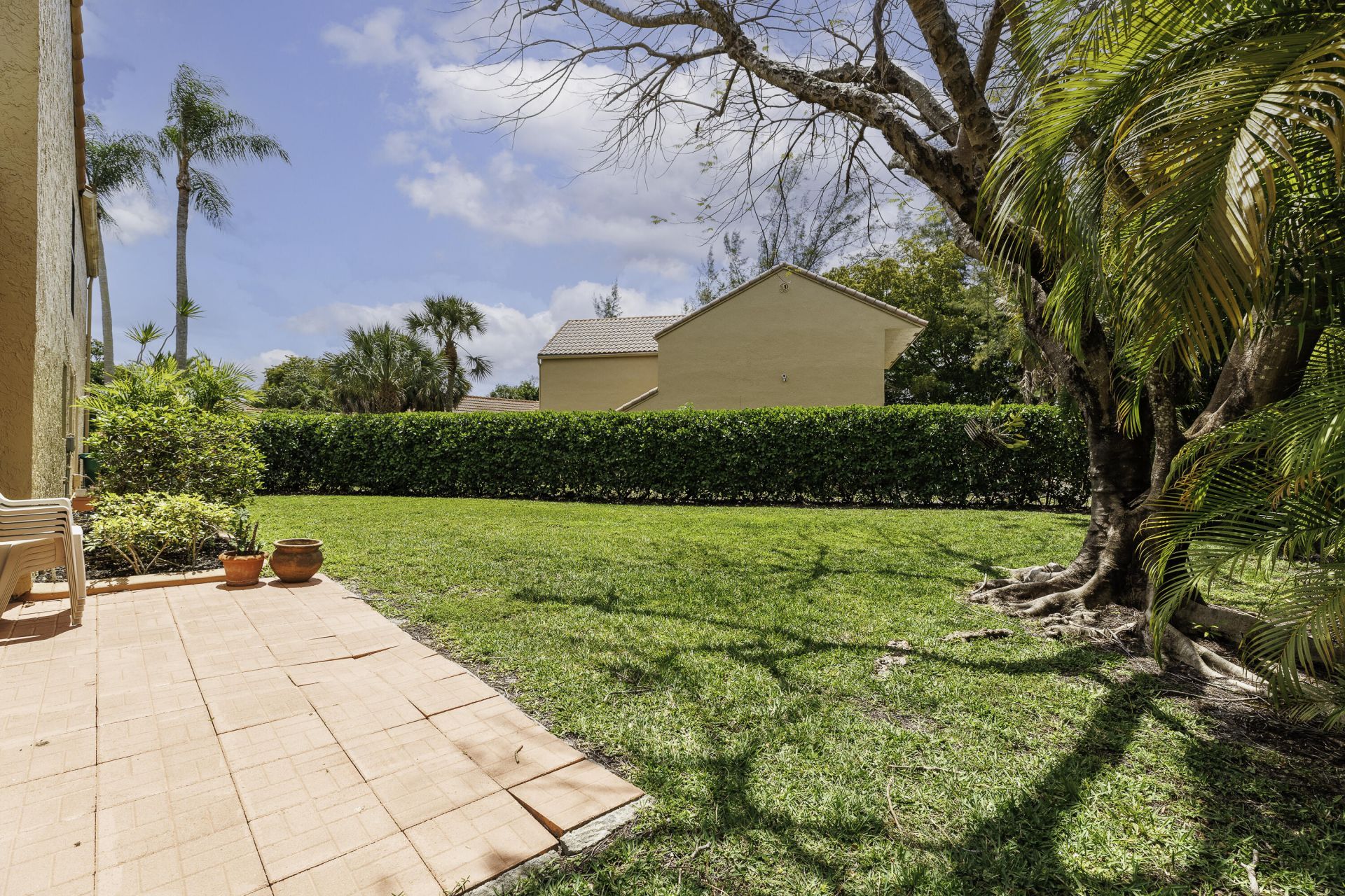 2057 Maplewood Drive, Coral Springs, FL 33071 Photo